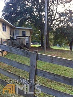 2nd image of 4514 Railroad St