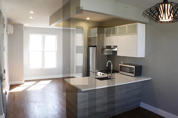 Rented by Loom Group | media 55