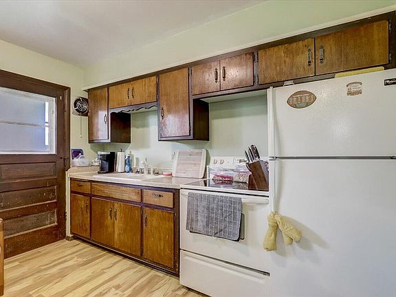 5th image of 230 N Charles St