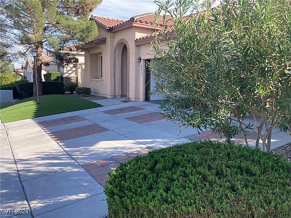 4th image of 8273 Jo Marcy Dr