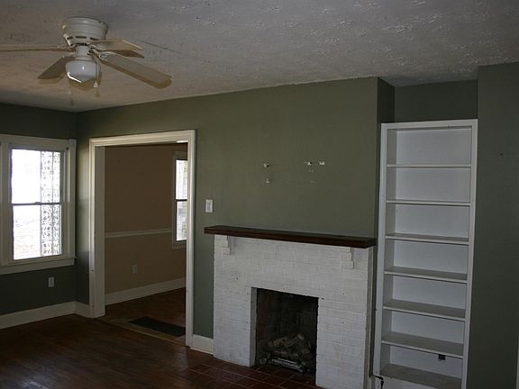 5th image of 213 Lyons Dr