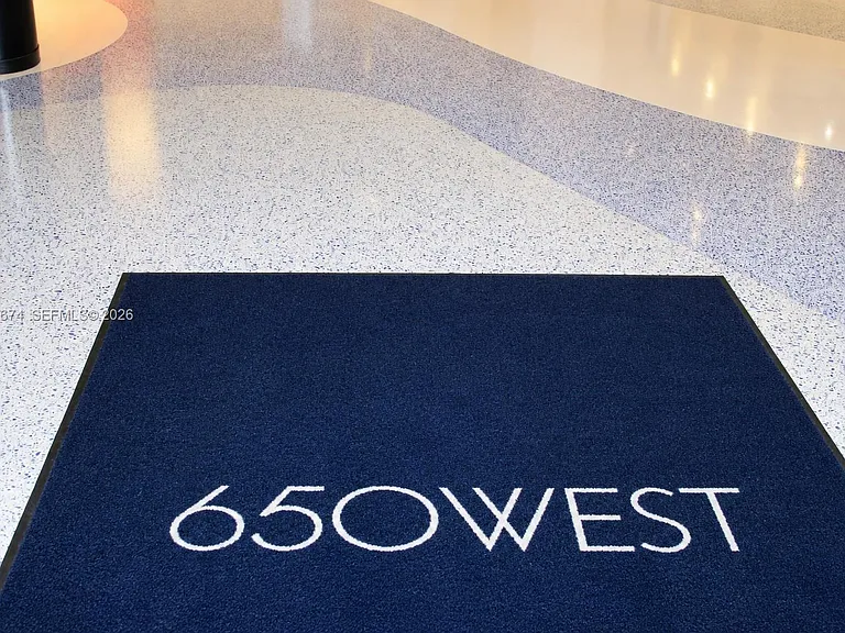 650 West Ave #810 — Photo 37