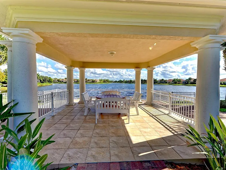6083 Benevento Dr — Photo 26