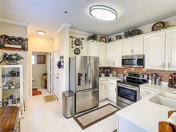 2nd image of 3562 Shallot Dr #108