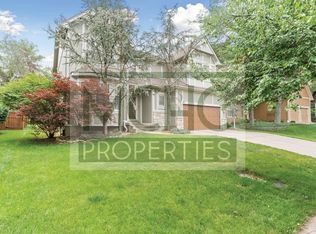 8911 W 132nd St, Overland Park, KS 66213