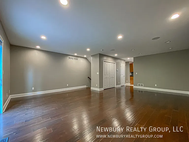 147 Banksville Pl — Photo 50