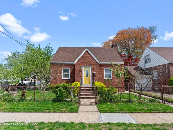 221 Willowbrook Rd, Staten Island, NY 10302