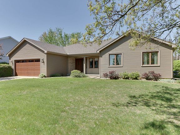 2nd image of 3110 Dorset Ct