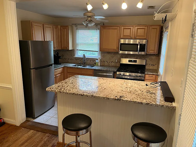 8516 Wetherly Dr — Photo 13