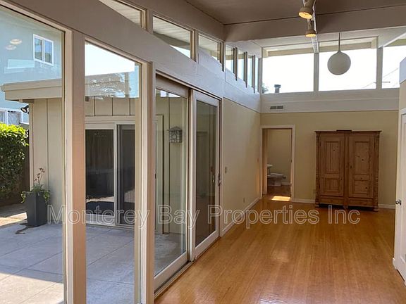 4th image of 438 Cliff Dr