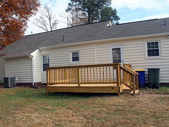 3rd image of 3203 Courthouse Rd