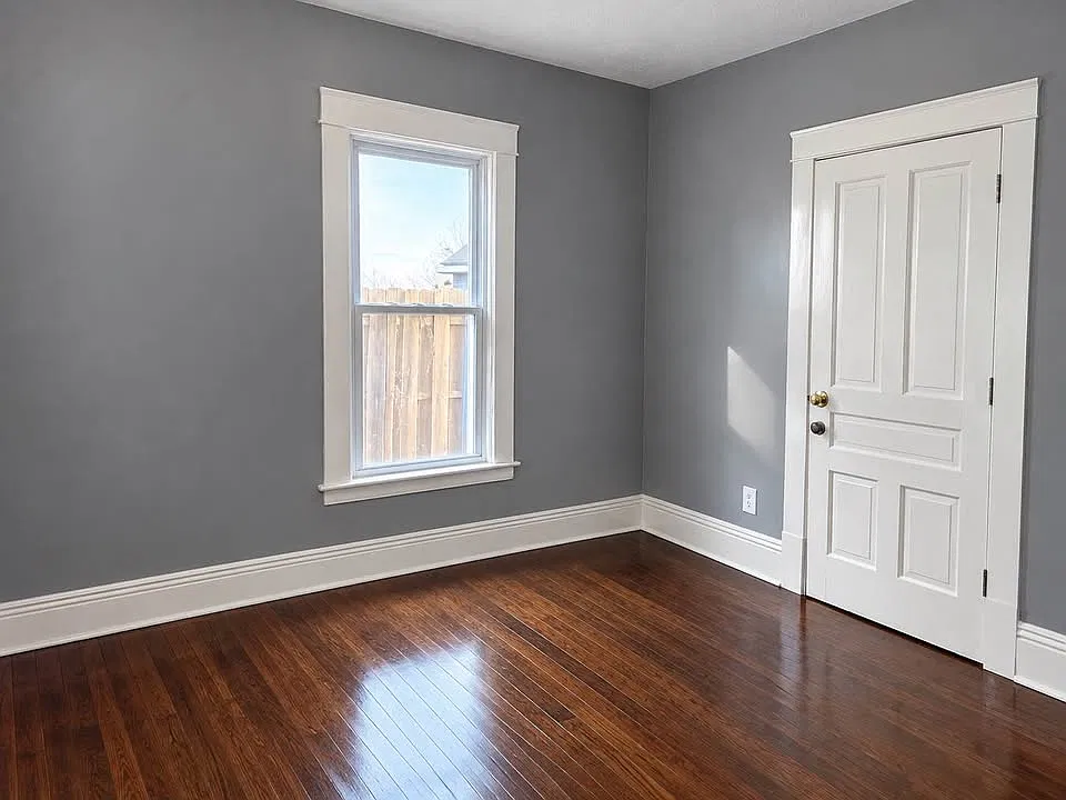 3 bed, 1215 sqft, $1,800 — Photo 2