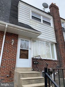 7042 Ruskin Ln, Upper Darby, PA, 19082