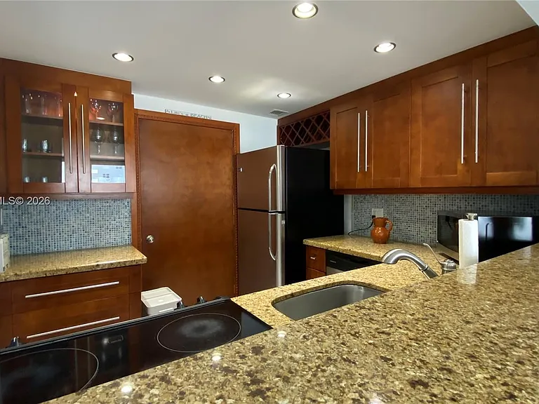 401 Ocean Dr #722 — Photo 20