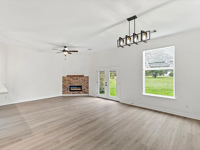 14828 Spica Ct — Photo 5