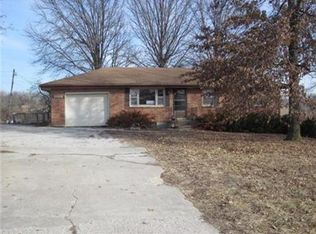 19505 Shanks Rd, Holt, MO 64048