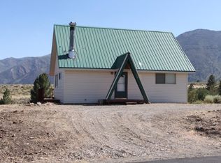 590 E Mono Lake Dr, Lee Vining, CA 93541