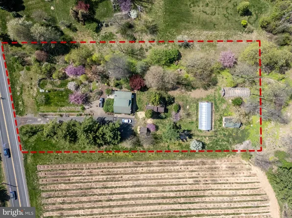 1419 Durham Rd, New Hope, PA 18938