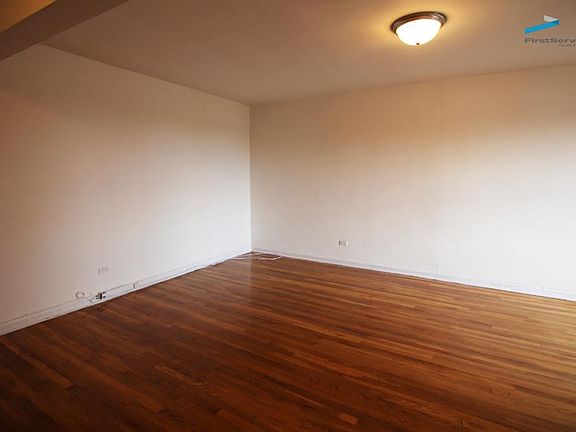 4th image of 3989 50th St APT 3f