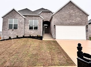 2885 N Chapel Dr, Fayetteville, AR 72704