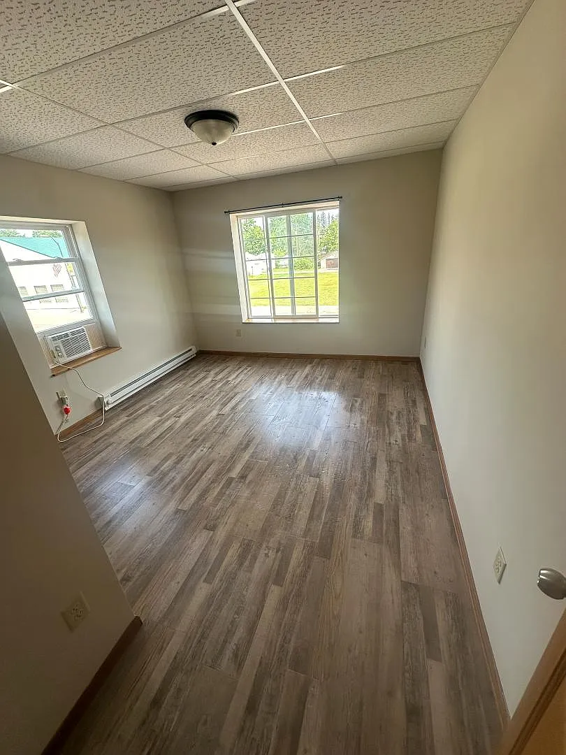 609 Main St - 201 — Photo 4