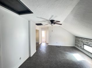 843 Broadway #3, Fall River, MA 02724