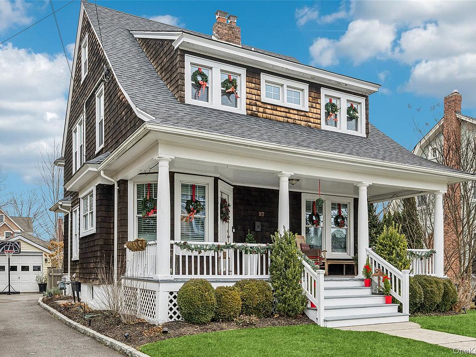 1st image of 27 Hewlett Court