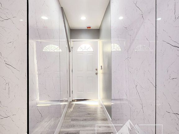 2nd image of 236 N San Gabriel Ave #8