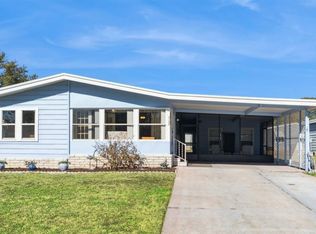 3122 Myakka River Rd, Tavares, FL 32778