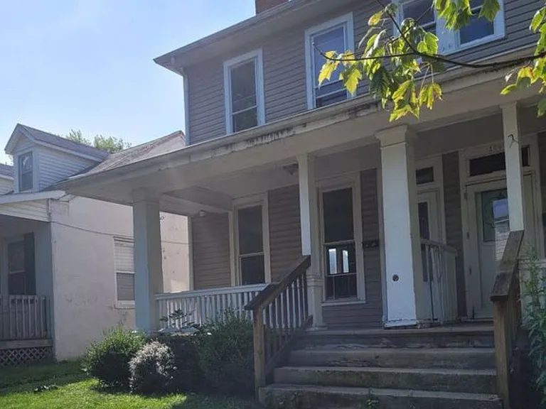 1009 North St — Photo 1