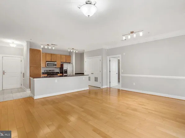 4703 Old Soper Rd APT 545, Suitland, MD 20746