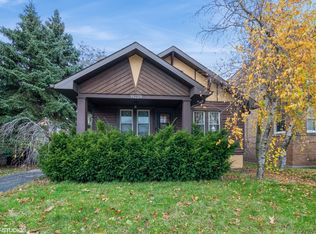 18228 Burnham Ave, Lansing, IL 60438