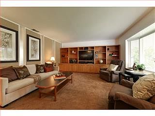 3rd image of 5025 Vanderbilt Dr