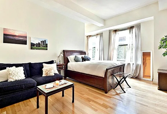 Rented by Mdrn Residential | media 2