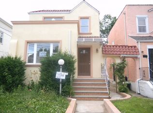 13916 232nd St, Springfield Gardens, NY 11413