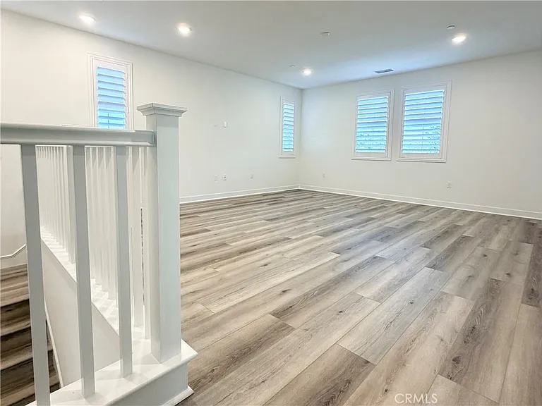 26756 Bermudez St — Photo 22