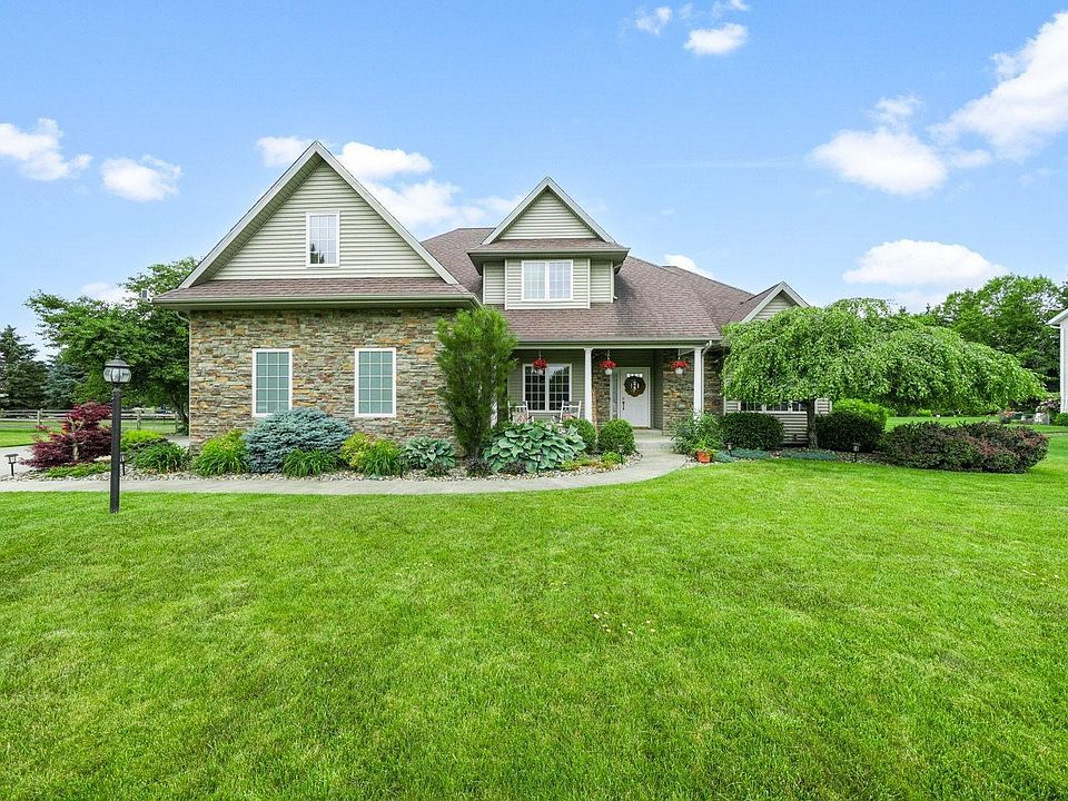 1st image of 51537 W Park Dr