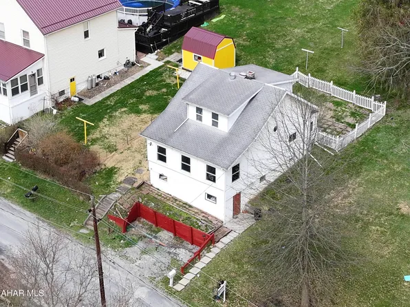 576 Echo Rd, Mineral Point, PA 15942