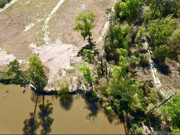 3rd image of Carpenters Landing Rd