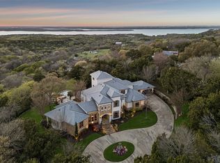 707 Oak Hill Ln, Cedar Hill, TX 75104