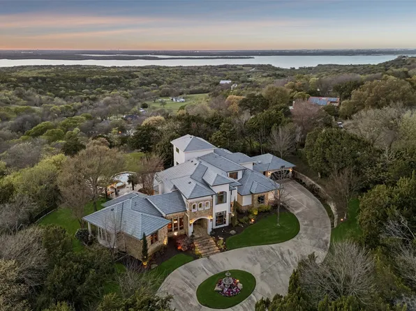 707 Oak Hill Ln, Cedar Hill, TX 75104