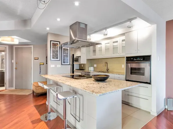 1304 S 15th Ave SW #340, Calgary, AB T3C 0X7