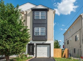 42B Roosevelt St, New Brunswick City, NJ 08901
