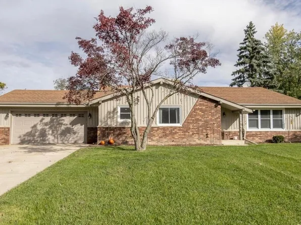 10226 W Steeple View LANE, Franklin, WI 53132