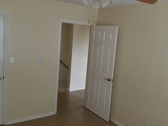 3rd image of 2804 Phoenix St