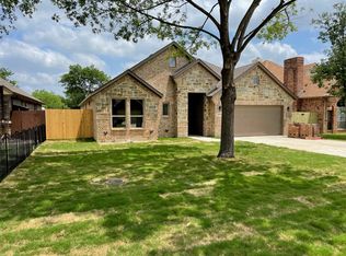 1626 Avenue E, Grand Prairie, TX 75050
