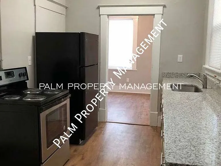 1020 E Anderson St #3C — Photo 2