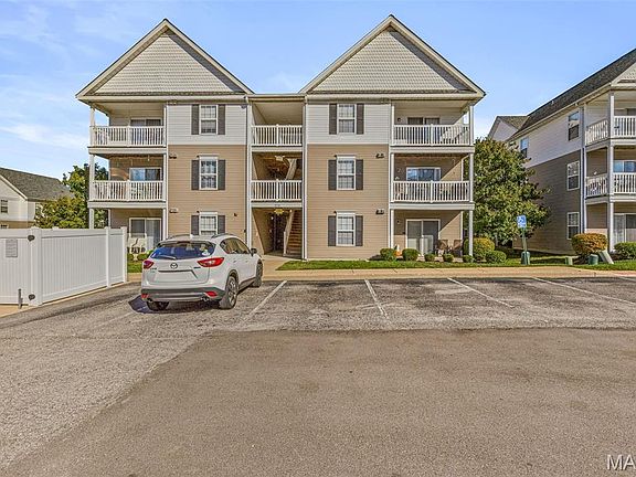 2nd image of 9740 Bexley Station Dr #7G
