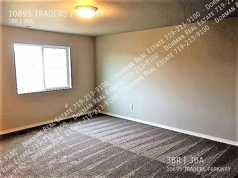 10695 Traders Pkwy — Photo 13