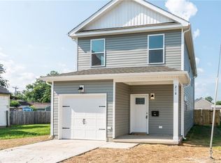 112 N 4th St, Suffolk, VA 23434